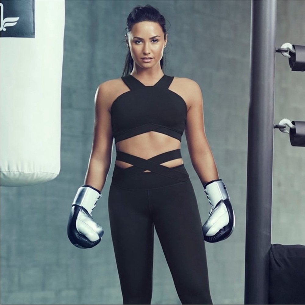 Fabletics x Demi Lovato Sports Bra Large